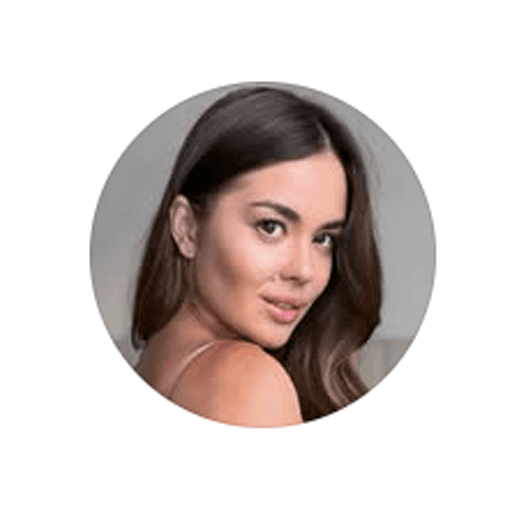Alina M.