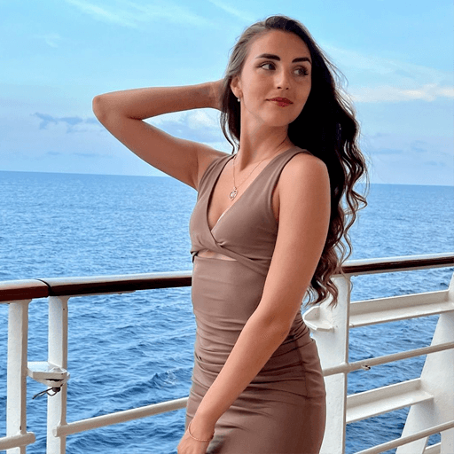 Alina V.