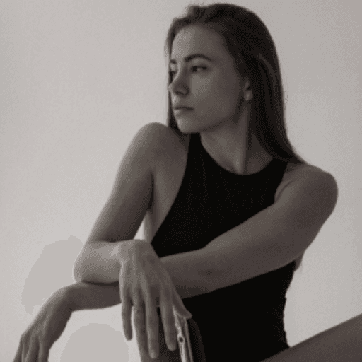 Marta L.