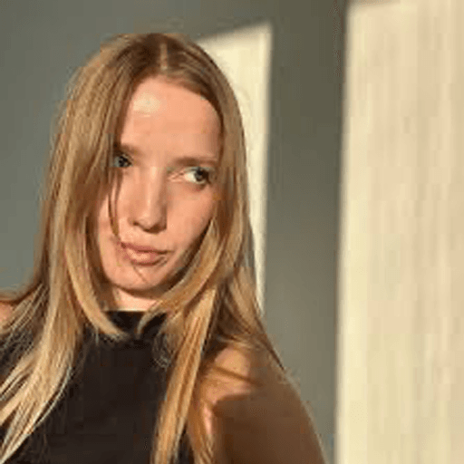 Yana P.